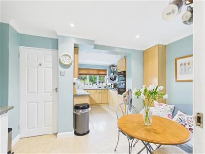 Kitchen / Breakfast Room